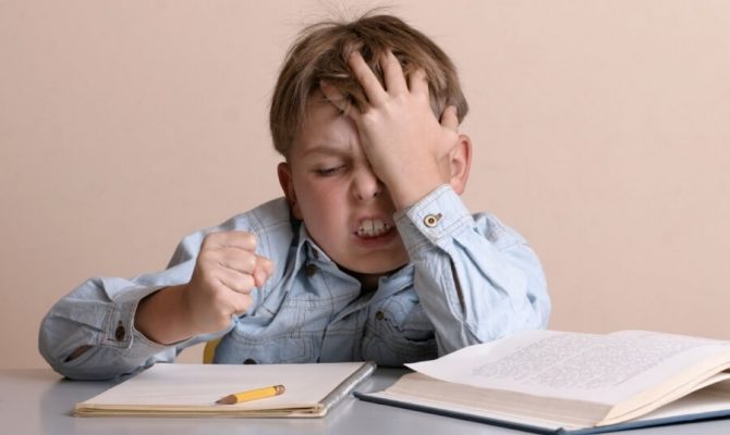 مرکز خدمات مشاوره و روان درمانی اختلالات خلقی در مشهد